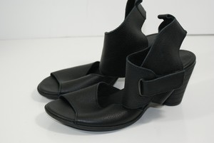 soft black sandals