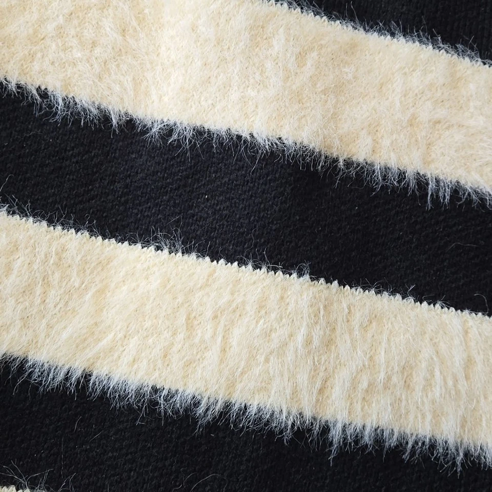 Cárdigan a rayas blanco y negro Ya Los Angeles Foto 4 de 4