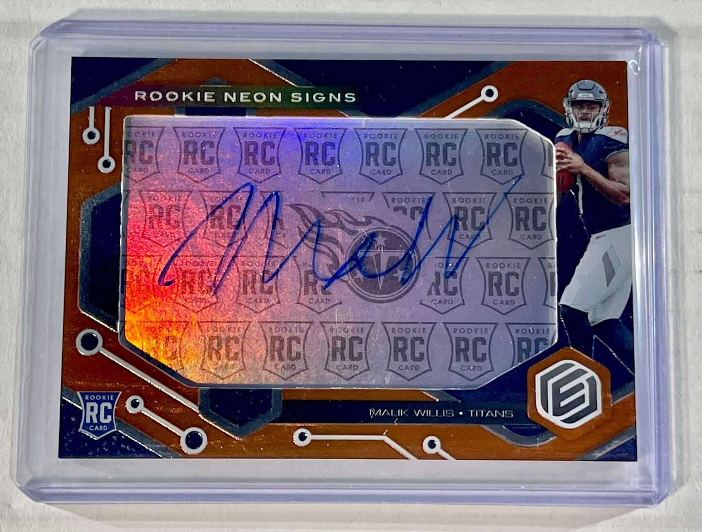 Malik Willis Panini Elements Rookie Neon Material Signs Standard #RNSMW Base