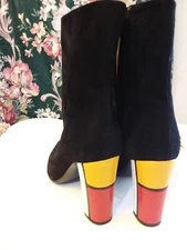 STIVALERIA CAVALLIN  Black Booties Women Size 7 or 38 Block heels Suede 