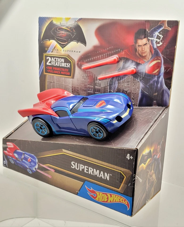 Hot Wheels DC Universe Deluxe Batman Vs Superman Vehicle SUPERMAN Pullback Car - Image 4 of 4