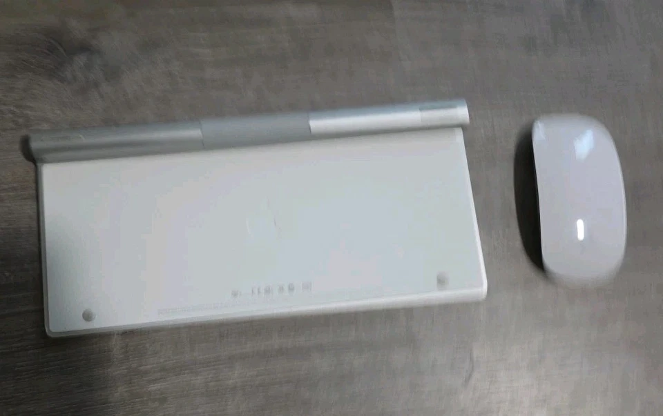 Apple Wireless Keyboard & Magic Mouse EUC With Packaging  - Image 3 of 4