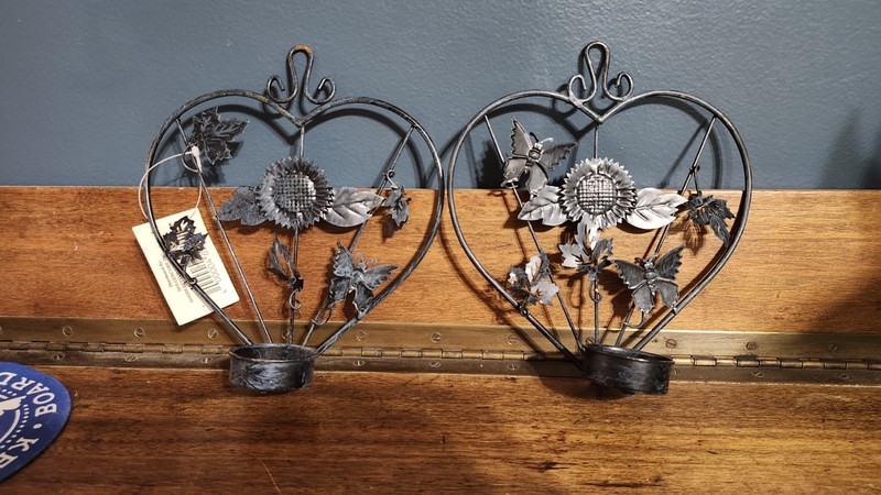 Vintage Lot (2)  Heart-Shaped Leaves Flowers Butterfly Wall Tealight Holders