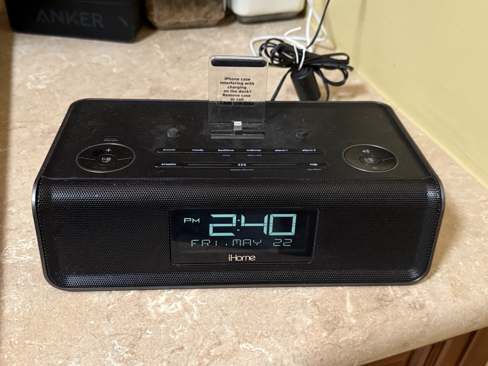 iHome Black iDL43 Dual Charging FM Clock Radio W/Lightning D