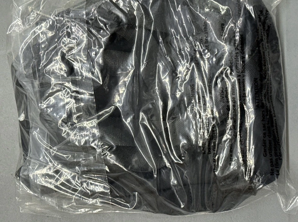 Mochila NUEVA CON ETIQUETAS LULULEMON CITY ADVENTURER Negra Plata 3L ENVÍO GRATUITO Foto 4 de 4