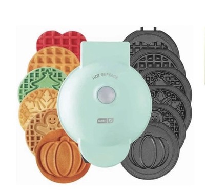 DASH MULTI-PLATE MINI WAFFLE MAKER W/7 INTERCHANGEABLE PLATES. HOLIDAY. NEW OPEN