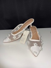 A New Day Women's Size 6 White Mesh and Satin Floral Embellished Kitten Heel Muu