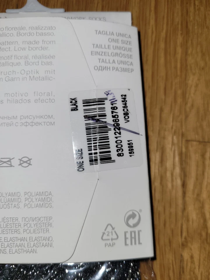 Calcetines al tobillo elegantes calados negros metálicos Oroblu talla única Foto 4 de 4