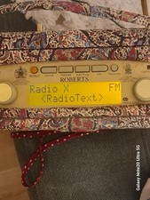 roberts radio revival.am/fm DAB autotune.leafy flowery looks . good condition
