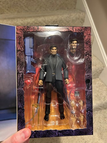 NECA - Gargoyles Ultimate David Xanatos - NEW - Picture 3 of 6
