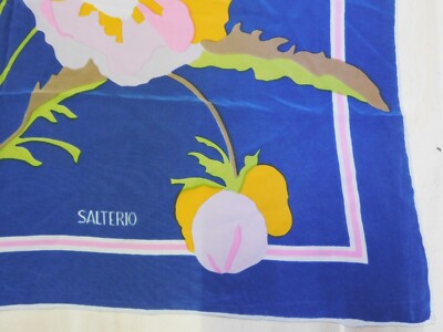 Foulard En Soie SALTERIO Multicolore Occasion - Accessoire Chic Pour Femme