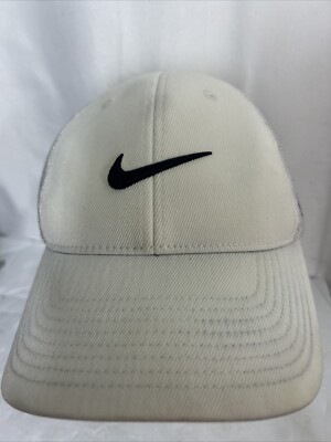 Nike Hat Cap Flex Fit White Embroidered Adult Golfer Golf 20XI VRS
