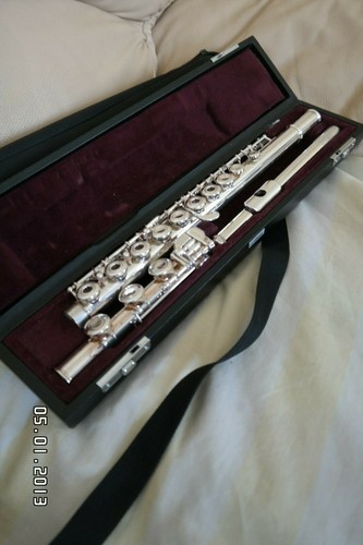 Yamaha 481 Solied Siliver 9.25 in mint condition , in B foot - Picture 2 of 8