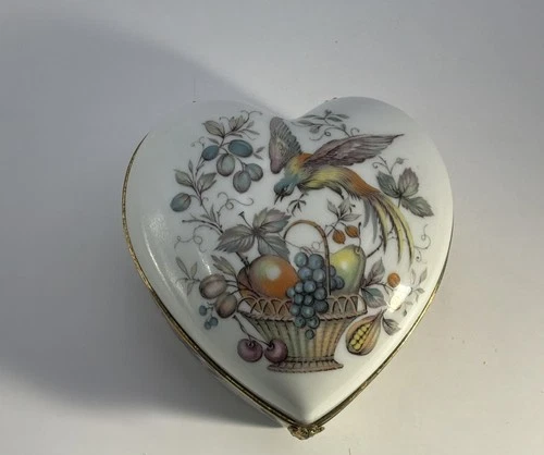 Limoges, France heart-shaped trinket box