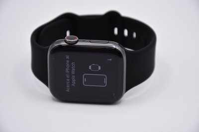 Apple Watch Series 6 44mm GPS   Space Gray Aluminum w/ Black Sport Band