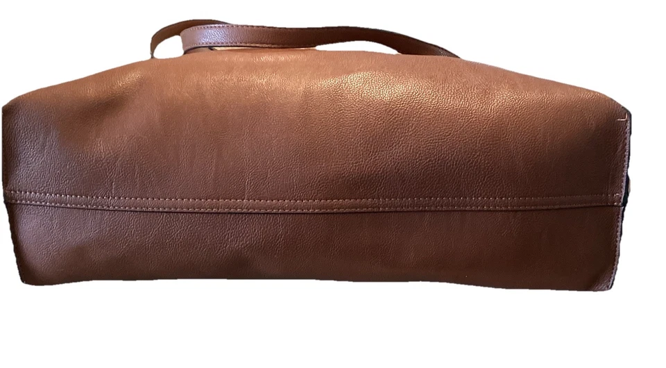 Bolso/cartera grande de cuero marrón Calvin Klein bandolera herrajes dorados Foto 4 de 4