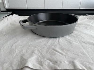 STAUB Pfanne mit zwei Griffen, induktionsgeeignet, Gusseisen