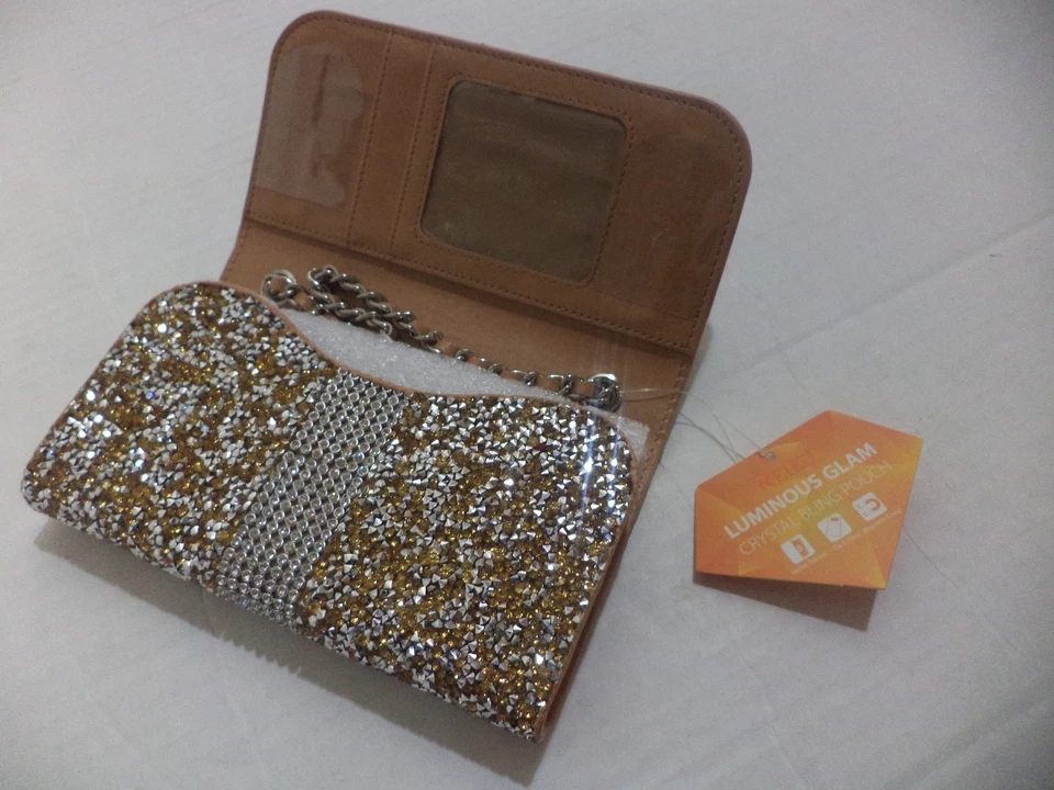 Reiko Hybrid Wallet Case for Apple Devices Dimension 6.05(L) X 3.18(H) X 0.67(W) - Image 3 of 4