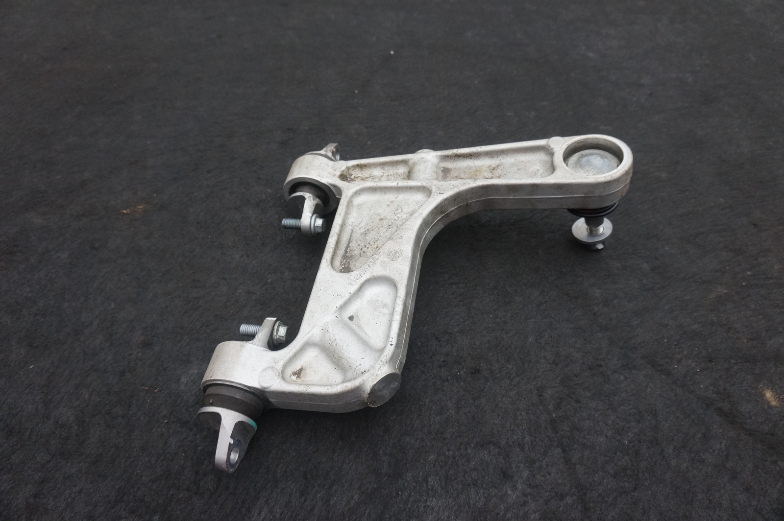 Rear Suspension Right Upper Control Arm OEM 11B0078CP McLaren 650S 2015