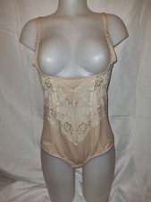BNWOT Gorgeous beige INTIMATES underbust Shapewear bodysuit Lingerie size 14 TV