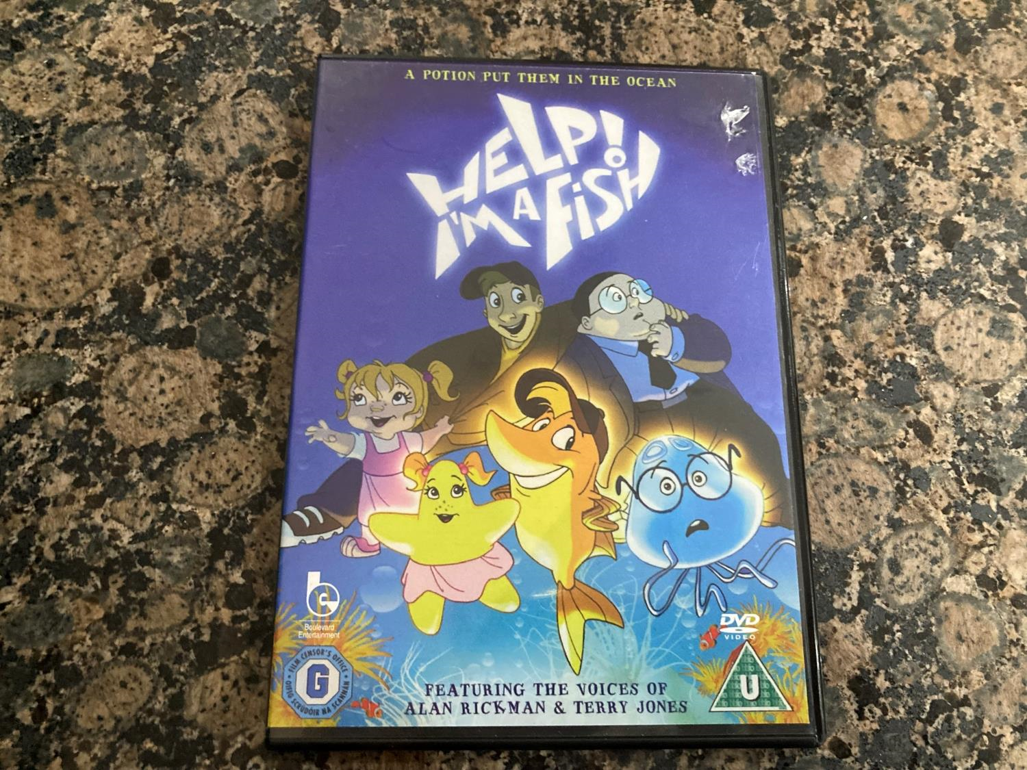 HELP I'M A FISH (slim case ) DVD FREE SHIPPING