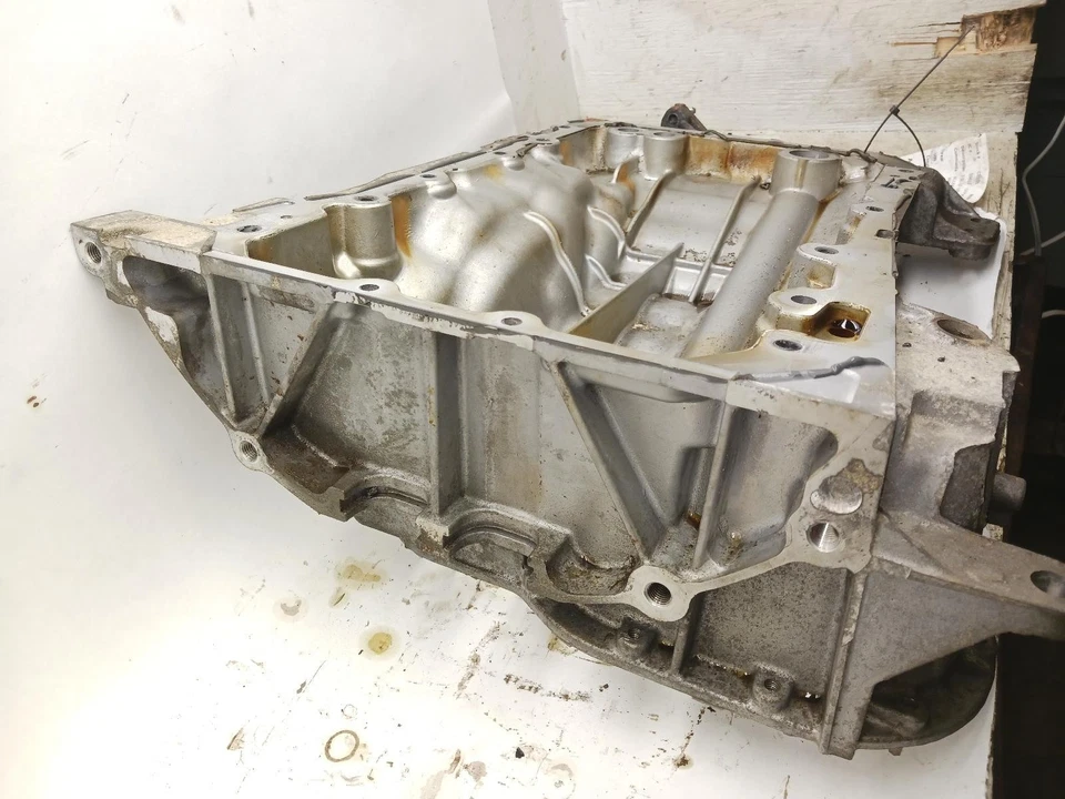 '16-'23 TOYOTA TACOMA cárter de aceite superior 3,5 L OEM ¡6 meses de garantía! Foto 3 de 4