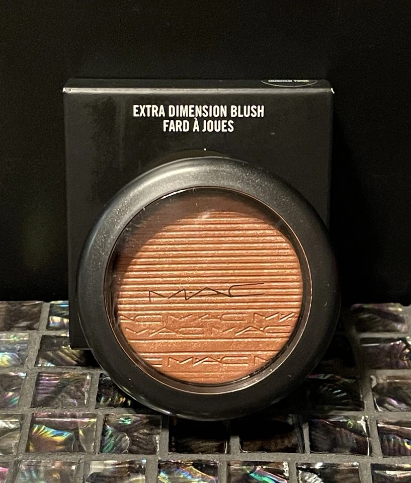 MAC Cosmetics ~ Extra Dimension Blush - In Hushed Tone (4g/0.14oz)  *New In Box - Image 2 of 4