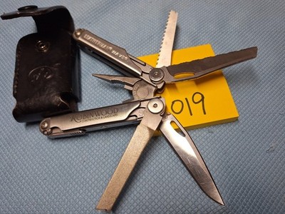 1 Leatherman Wave Multi Tool       LOC 2019