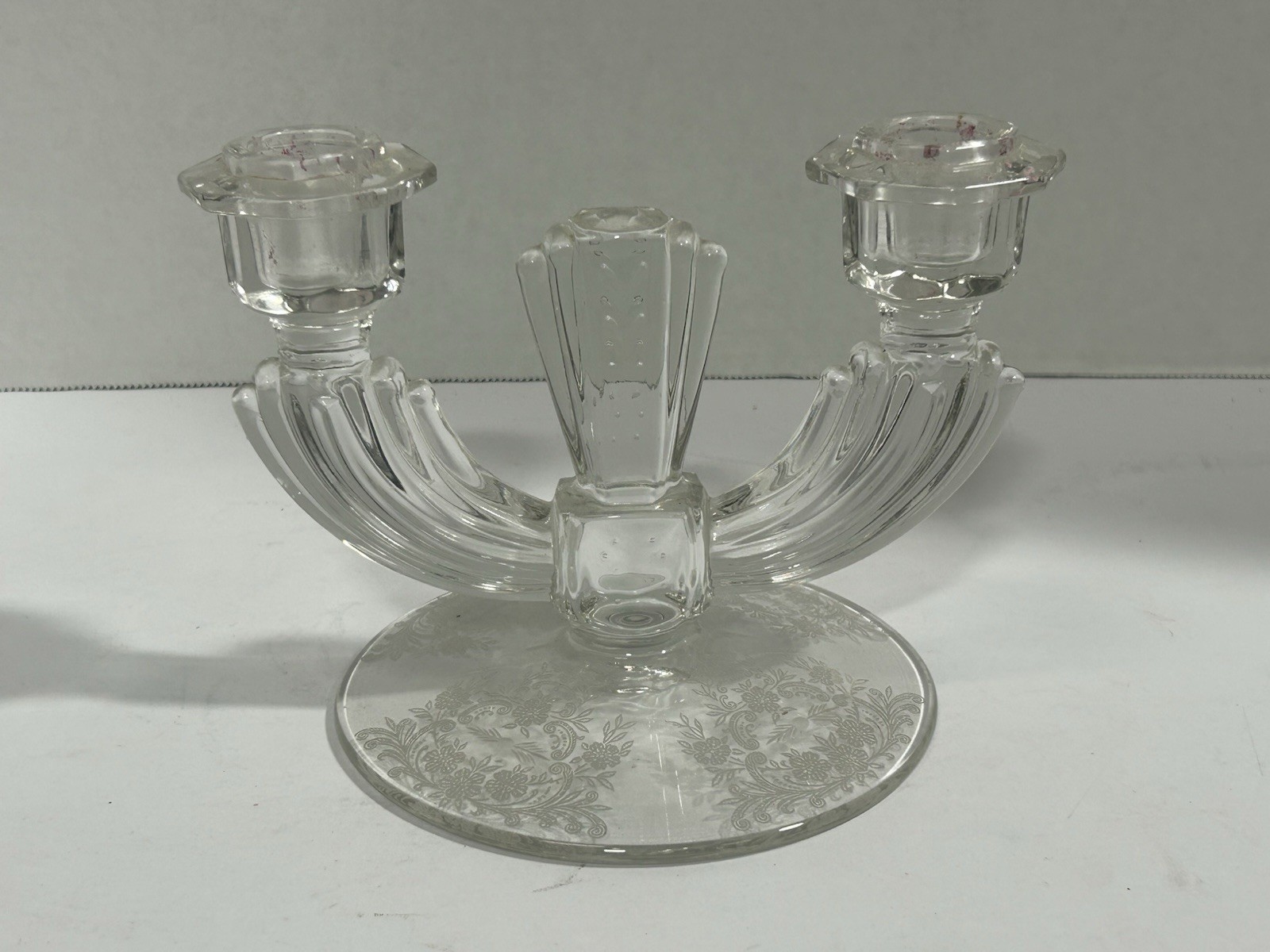 With 5 1/2 Inch Etched Base