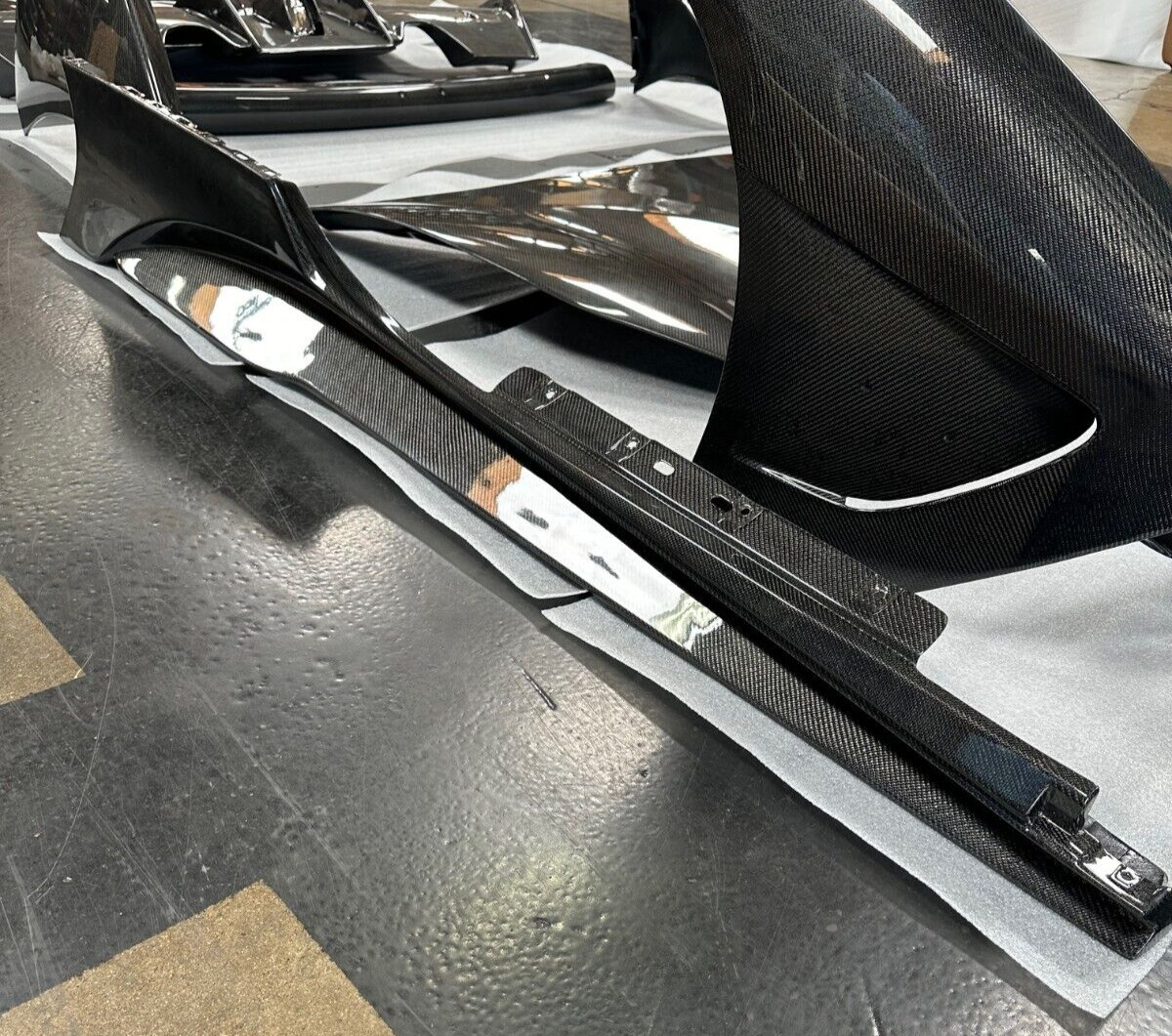 Ferrari 488 Coupe, MISHA Carbon Fiber Body Upgrade Kit, New
