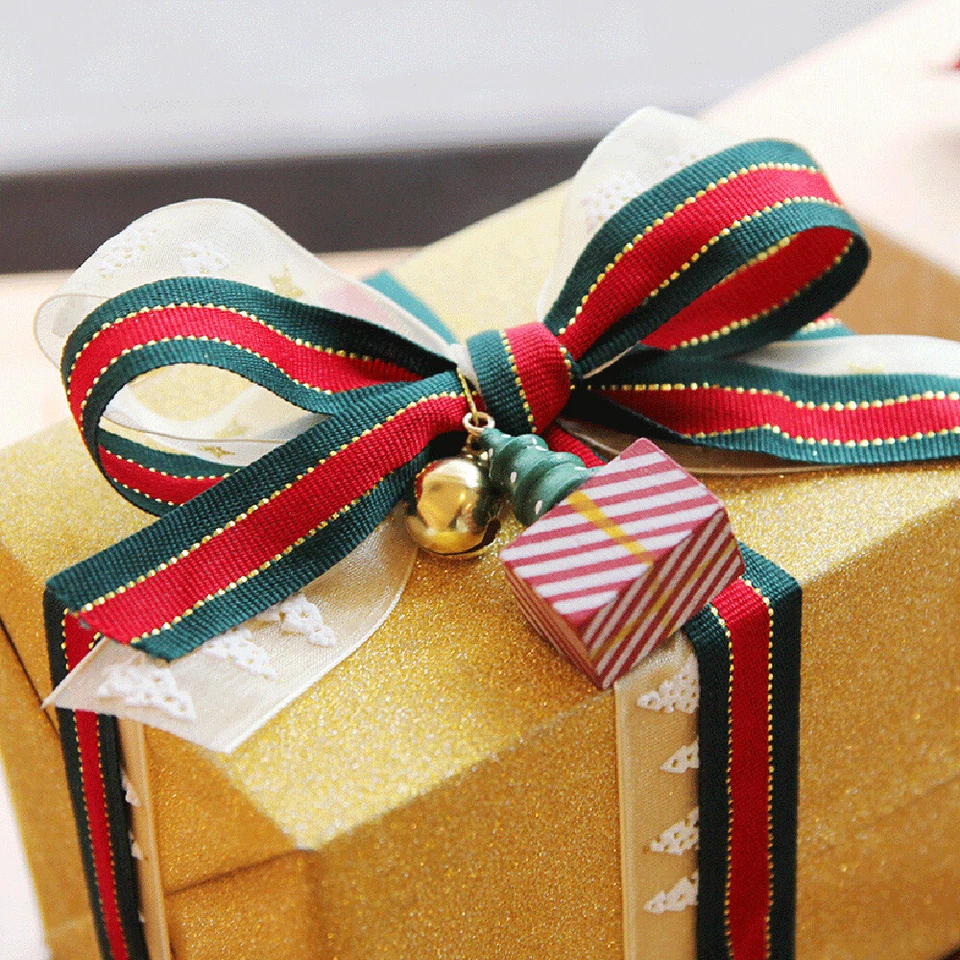 10M Christmas Red and Green Ribbon Band Straps DIY Bows Xmas Party Gift Decor - Image 3 of 4