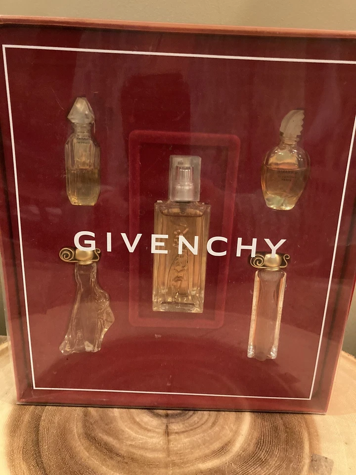 Vintage Givenchy Paris Set Designer Fragrances Perfumes NEW With Defect Gift Box - Image 2 of 4