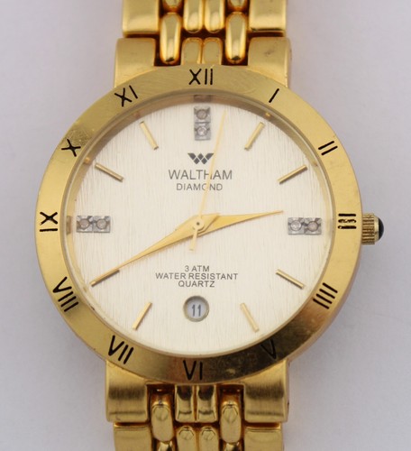 Vintage Waltham Diamond 100ft XAX415 Quartz Ladies Watch Gold Tone 7.5" Band