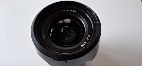 Sony FE 24mm f/1.4 GM. Used, Excellent Condition + 9 Months Warranty - Imagen 3 de 4