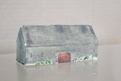 SD FORMTEILE N MASSSTAB STEIN BEMALT GROSSES LAND BARN OUT GEBÄUDE 27og
