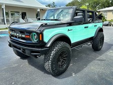 2024 Ford Bronco BAYSHORE BRONCO SEAFOAM BLACK 2 TONE LEATHER LIFT