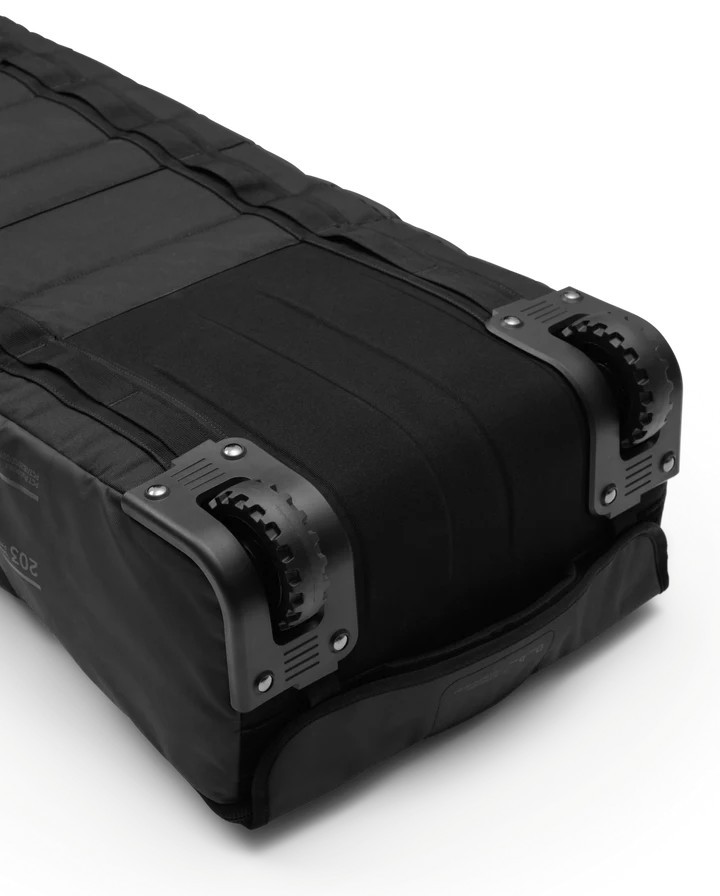 USED DB Equipment Snow Roller Pro Ski Snowboard Bag White 190cm