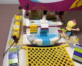 LEGO FRIENDS Sunshine Catamaran (41317) 100% COMPLETE Liam Stephanie Olivia 