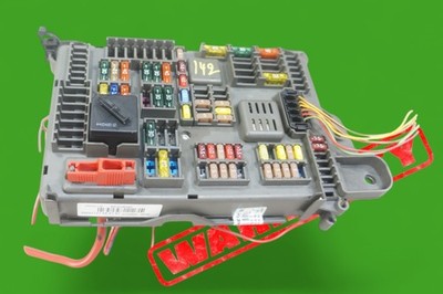 2007-2013 BMW X5 X6 E70 E71 trunk power distribution fuse relay junction box OEM