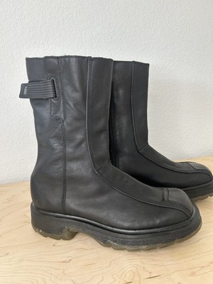 Vintage Dr. Martens Women boots size 7 model 9788 (A10)