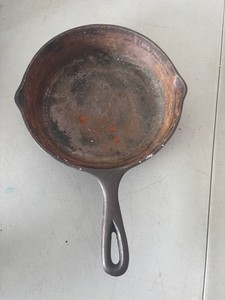 Antique Cast Iron Skillet #5 SK D Frying Pan Double Spout Made in USA Farmhouse