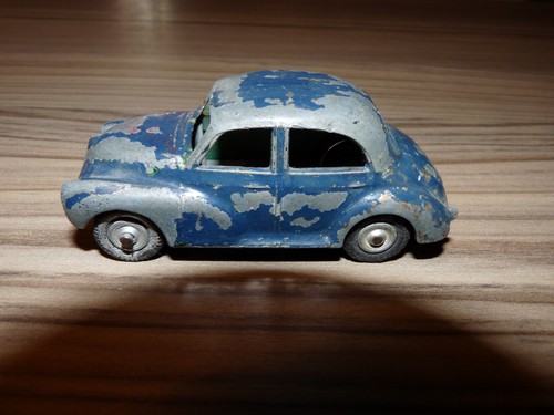 Vintage Tri Ang Spot On #289 Morris Minor 1000 1/42 Scale For Spares & Repair - Picture 10 of 24