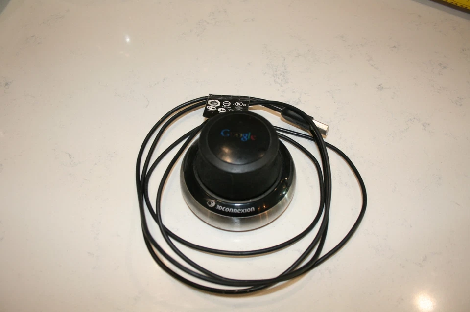 Ratón espacial conexión 3D Google Earth Team Foto 2 de 3