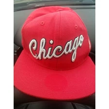 Chicago Bulls Weald Red Script Hardwood Classic Adjustable Mitchell & Ness Red
