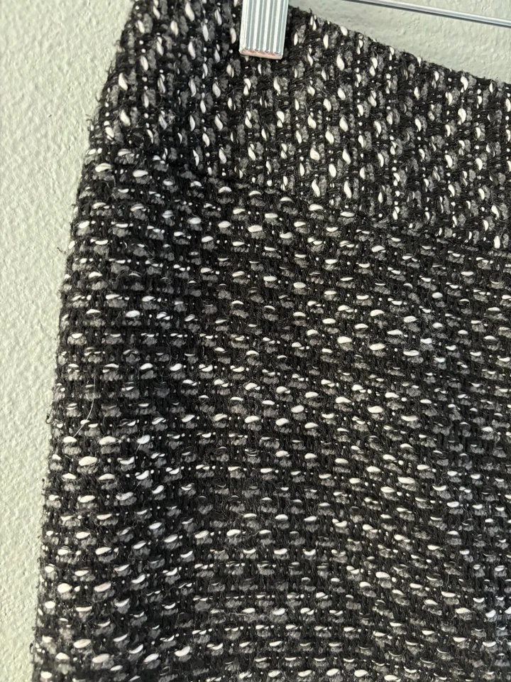 ¡LOTE de 2! Faldas pequeñas para mujer Ann Taylor espiga envolvente y forradas de tweed talla 6P Foto 4 de 4