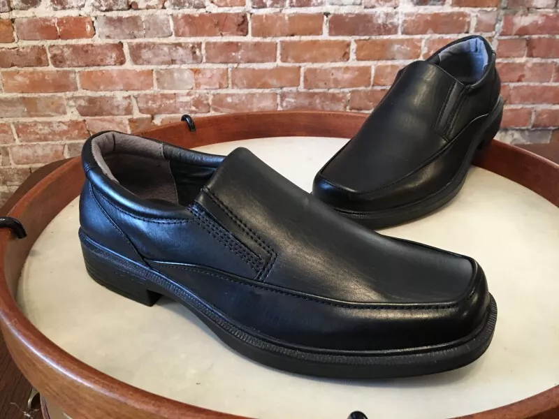 Deer Stags Black Leather Brooklyn Slip on Loafer Men s NEW eBay