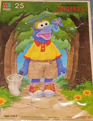 Milton Bradley Muppets Gonzo Butterfly Hunt Vintage Tray Puzzle 25 Pieces 
