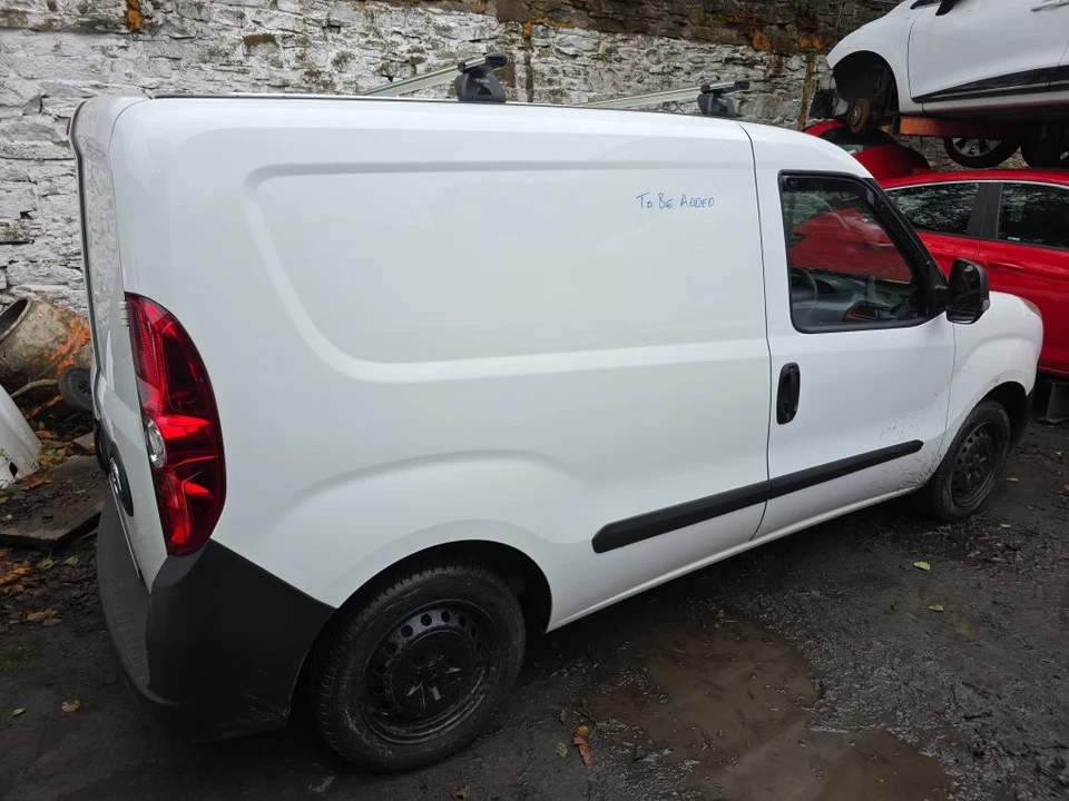 Vauxhall Combo D 2000 2011-2025 Ignition Barrel With Key - Image 3 of 4