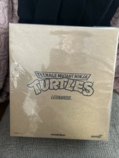 Leonardo - Teenage Mutant Ninja Turtles Ultimates - 6  Action Figure Super 7