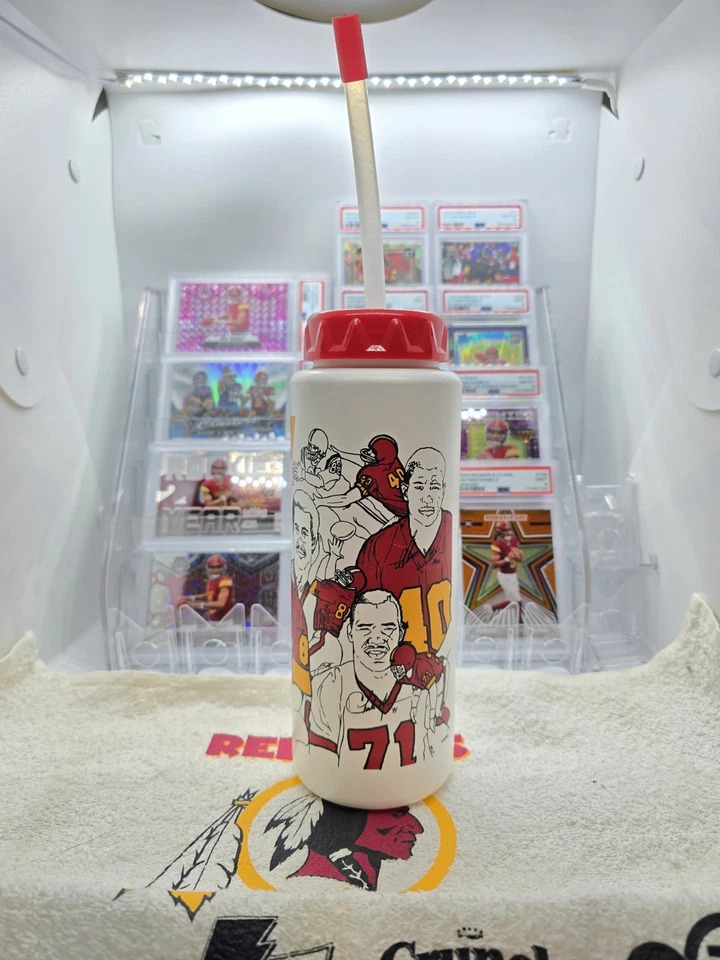 De Colección Pepsi Washington Fútbol Squeeze Botella de Bebida y Pieles Rojas ¡Toalla Promocional! Foto 2 de 4